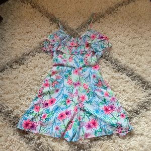 2/$10 ⭐️White Floral Romper with Ruffles Neon